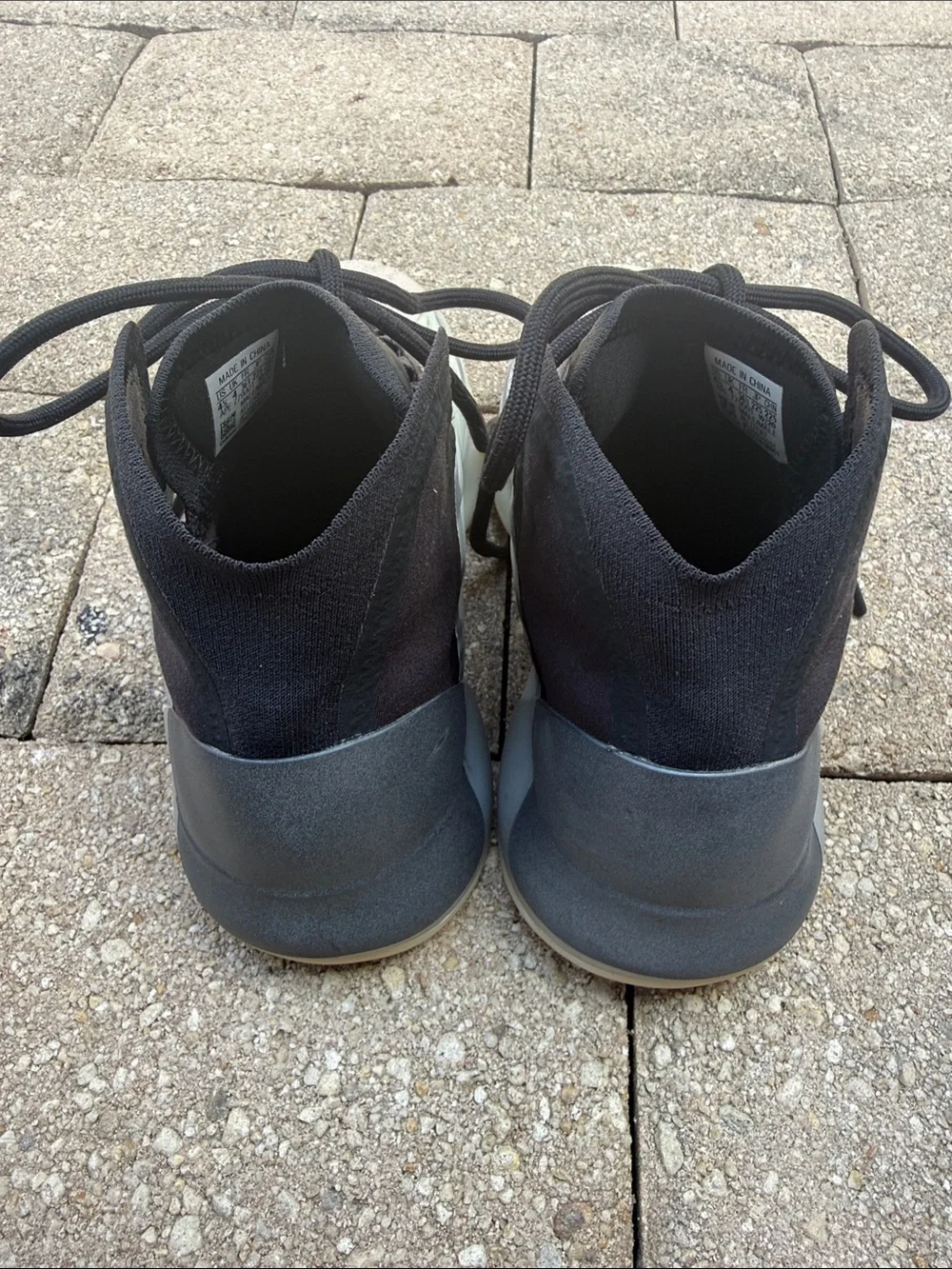 Yeezy QNTM basketball Sneakers